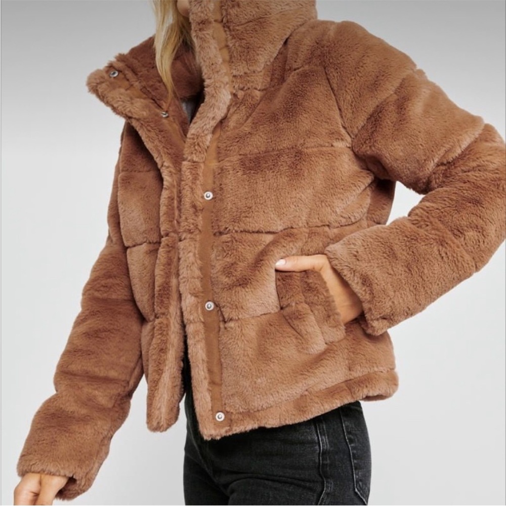 Abercrombie & Fitch Tan Teddy Jacket